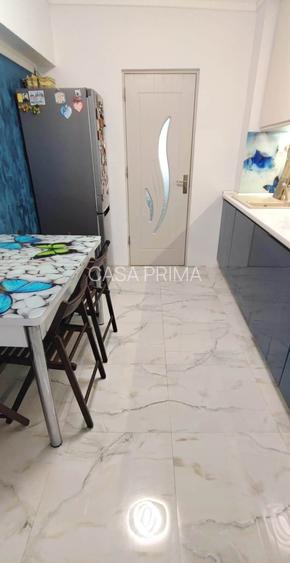 Apartament 3 camere decomandat, 2 bai, 88 mp, balcon inchis, etaj intermediar - 3