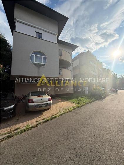 Apartament 2 Camere de Vanzare | Aurel Persu | Loc de Parcare Inclus| Sector 4 B - 15