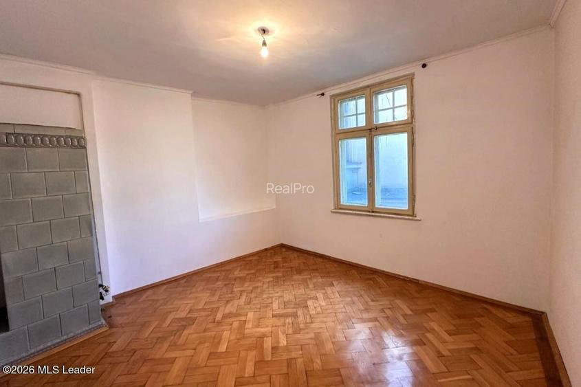 B-dul Carol I nr. 59, 188 mpu, etaj 3, 6 camere, bloc mic - 16