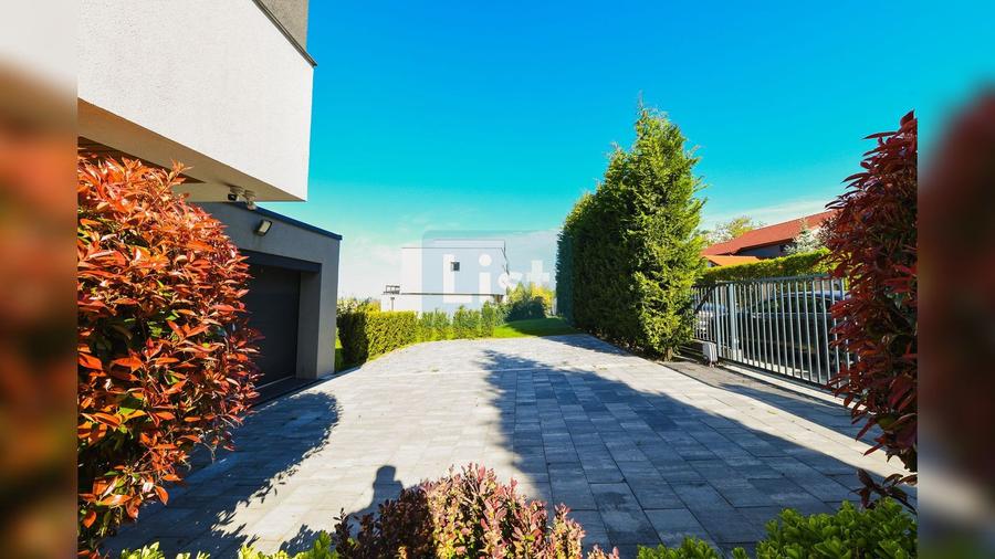 Comision 0% Casa ultrafinisata Europa, 320mp utili, 1000mp teren