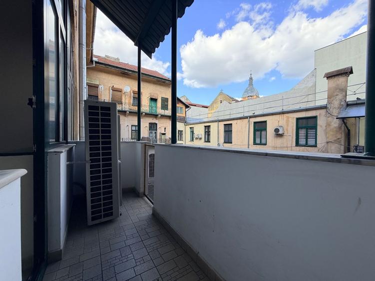 4 camere Ultracentral - Piața Unirii, ideal birouri, parcare in curte