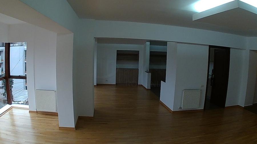 REA1021420 Apartament spatios langa Parcul Herastrau