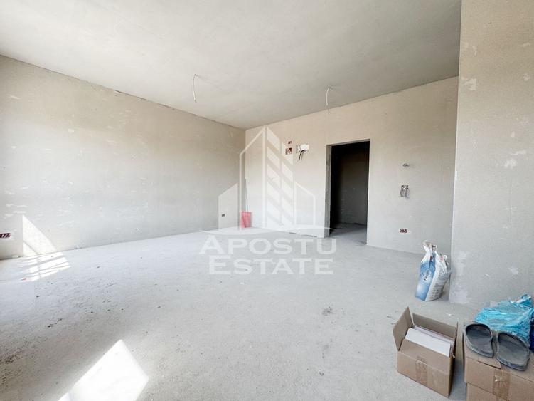 Apartament 2 camere de vanzare, etaj 1/3, Calea Urseni, Giroc