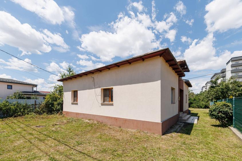 Casa cu teren - Prundu-Ideala pentru locuit sau dezvoltare imobiliara