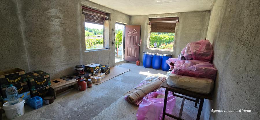 Casa de vanzare la Ipotesti!