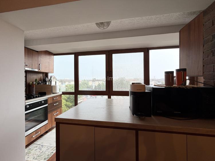 Apartament 3 camere, 68,5 mp utili, mobilat, etaj 5 - Soarelui - 10