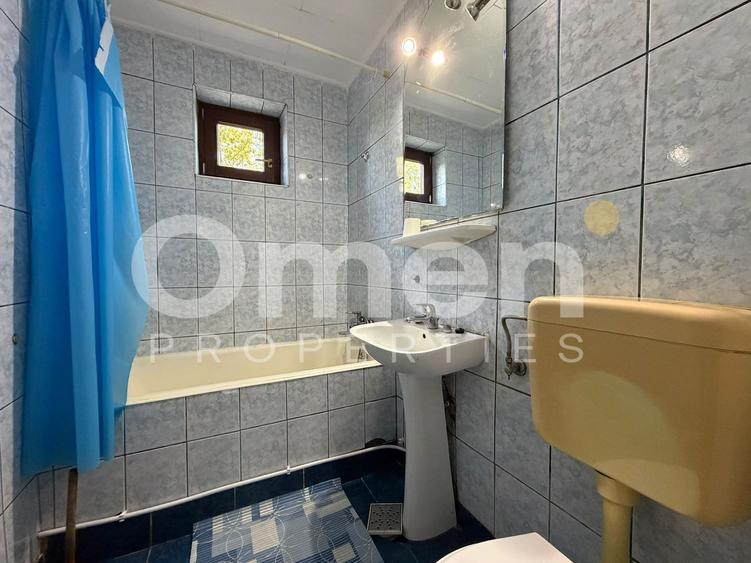 Apartament cu 2 camere, etaj intermediar, 50 mp, zona Bizo