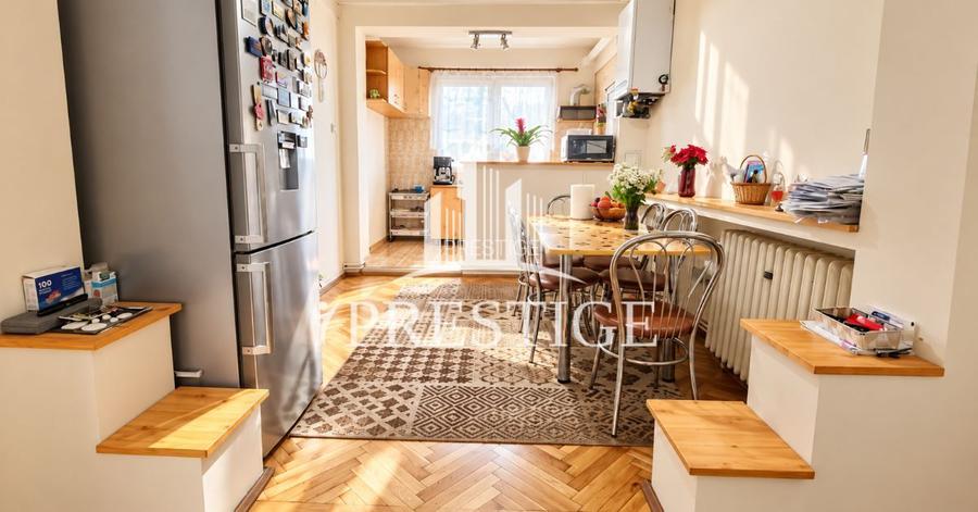 CASĂ TIP DUPLEX | DEMISOL + ETAJ 182 MP UTILI | SIBIU ZONA CENTRALĂ
