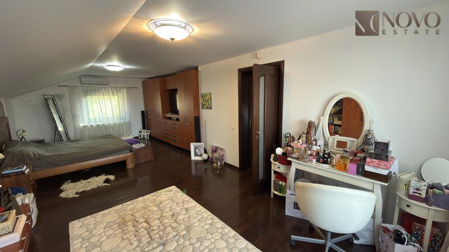 Casa individuala 4 camere 450mp teren oras Pantelimon