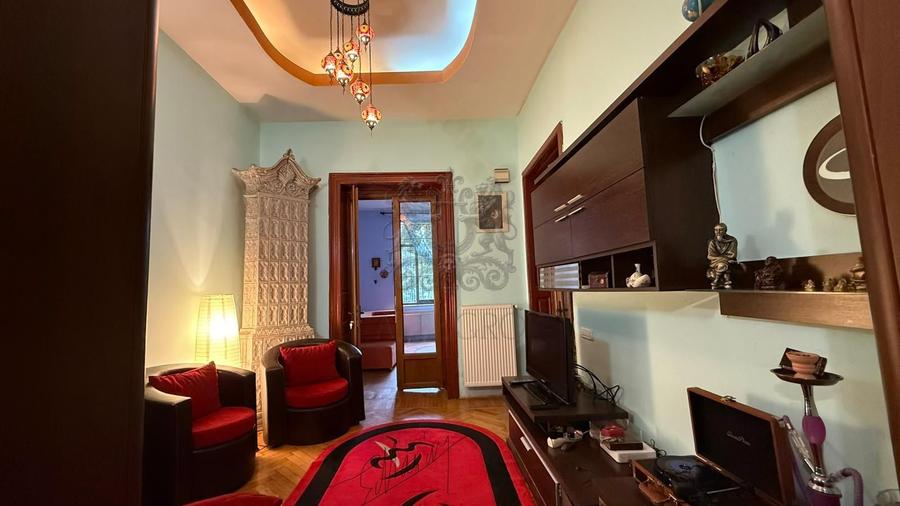 Parc Cismigiu | 4 Camere | Parter / 1 | Deosebit