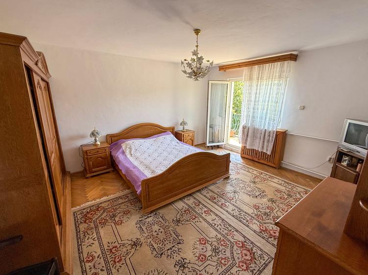 Vila cu 6 dormitoare in Breaza, lot teren 1289 mp
