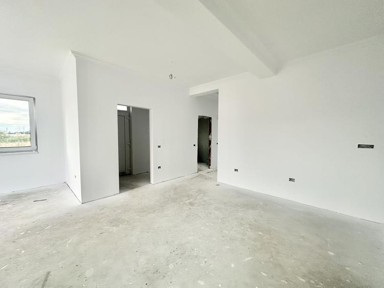 Duplex pe parter | 3 camere | 275 mp teren | Mosnita/Calea Medves