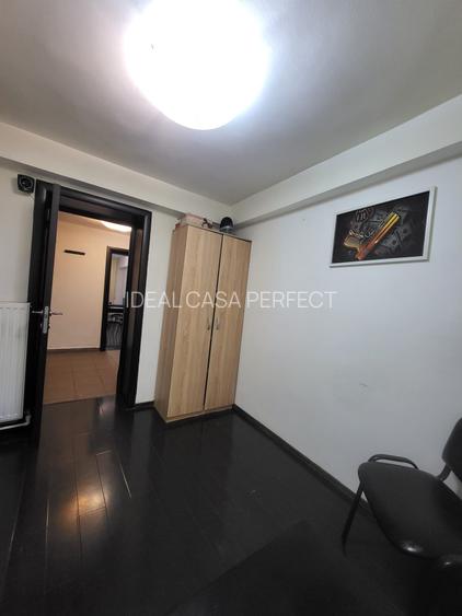 Zona C.A. Rosetti str. General Praporgescu, Demisol inalt pentru firma, birou - 7