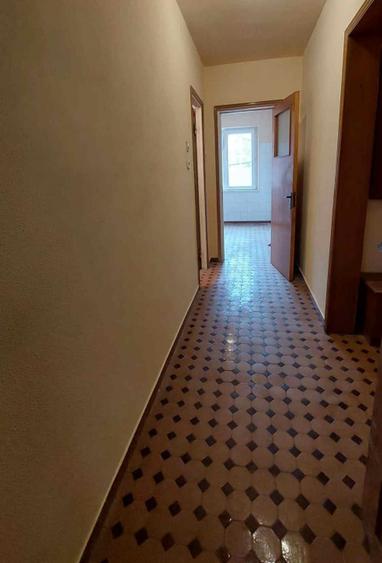 2 camere 58 mp decomandat renovat metrou