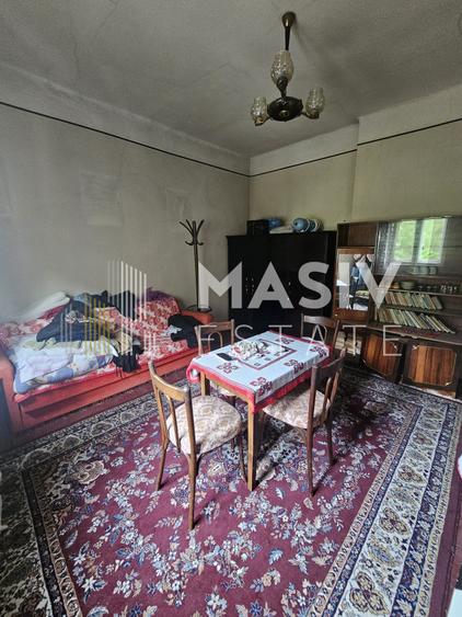 Casă cu 3 camere, în stațiunea Azuga