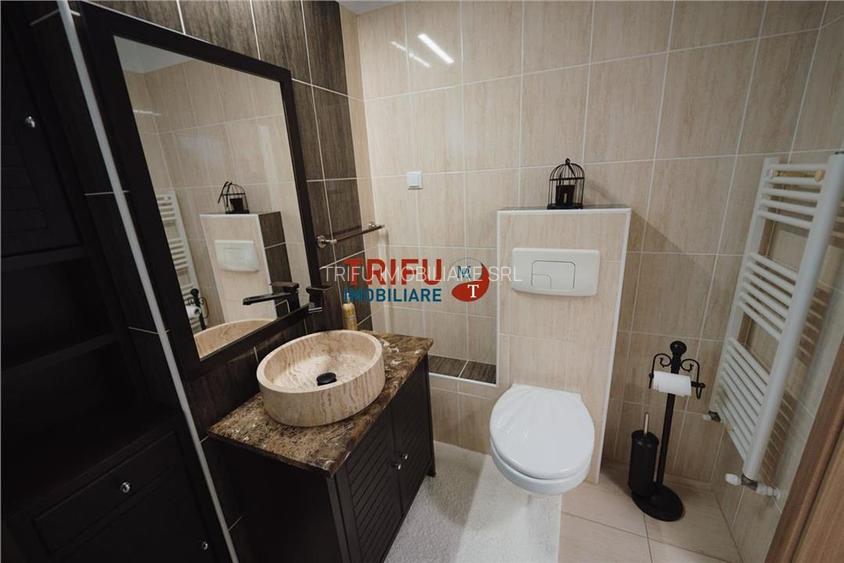 Apartament 3 camere de inchiriat zona Cetate - 12