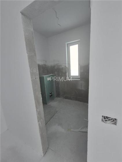 Duplex superb cu 4 dormitoare - teren 330 mp - locatie foarte buna - cartier exc - 14