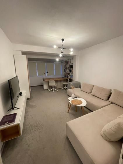 Apartament 2 camere - decomandat - priveliste deosebita - Complexul Studentesc