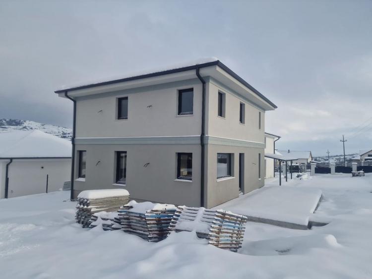 Case individuale în curs de edificare – Chinteni