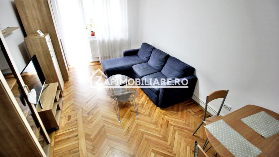 Apartament 2 camere, 1 pivniță, 55 mp,et 1,aproape de Centru