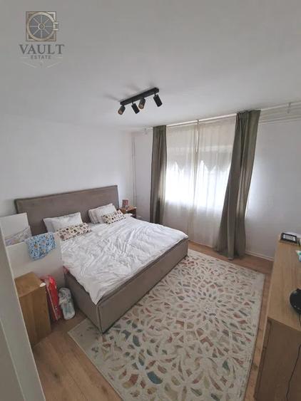Apartament 4 camere - metrou Timpuri Noi