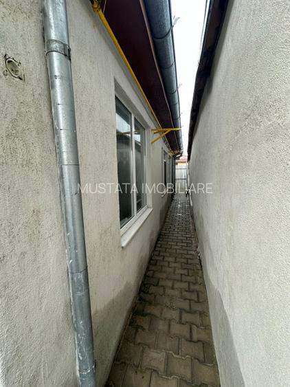 - Casa Parter+Mansarda, zona Islaz. - 9