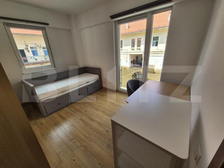 Apartament cu 3 camere, 2 băi, intermediar Parcare subteran, Centru!