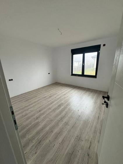 Casa individuala de vanzare, 131 mp, in Ansamblu rezidential