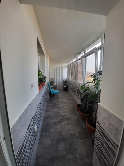 APARTAMENT MODERN CU 4 CAMERE IN AMPOI 2