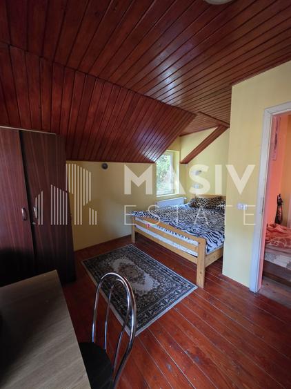 🏡 Casă din lemn masiv cu 7 camere, saună și teren generos – Azuga