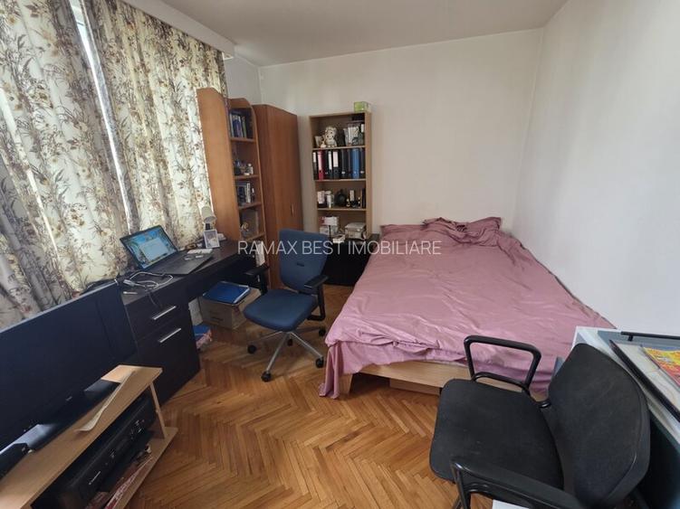 Dristor, 5 minute metrou, pe Complexului, 2 grupuri sanitare, farmacia Tei - 2