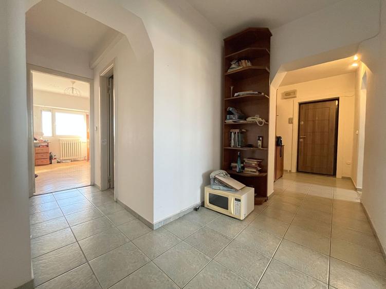 Apartament 4 camere, decomandat, 89 mp – Complex Studențesc