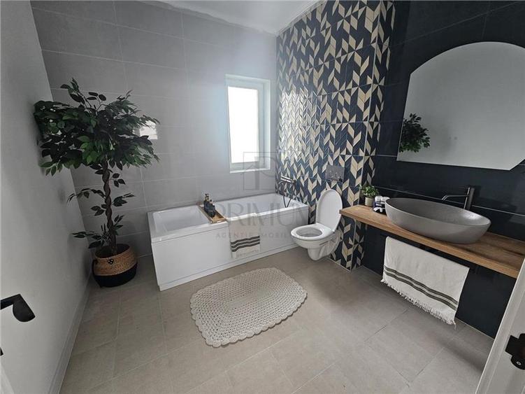 Duplex individual - bucatarie inchisa - dormitor la parter - teren 350 mp
