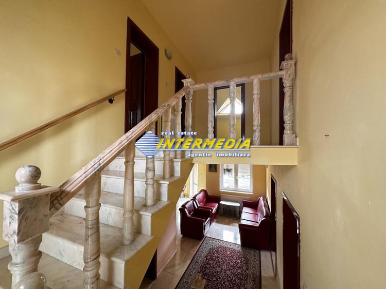 Vanzare Casa D+P+2E+Pod cu 10 camere, garaj si curte în zona Cetate, Alba Iulia