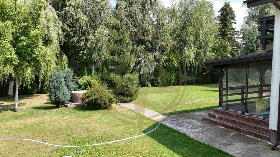 DOM00527 - Casa p+1 | Ungureni - Corbi mari | 3247mp | Livada | Panouri |