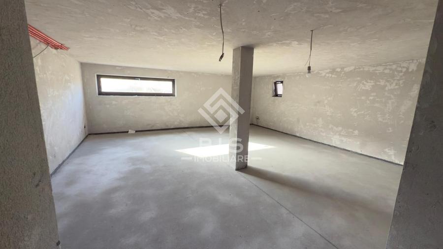Casă 3 camere, 185mp, semifinisată, D+P+E