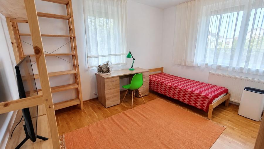 Apartament 3 camere de inchiriat, 77 mp, gradina 144 cart Europa