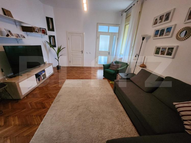 Casa 3 camere,200 mp utili, si anexa,zona Centru
