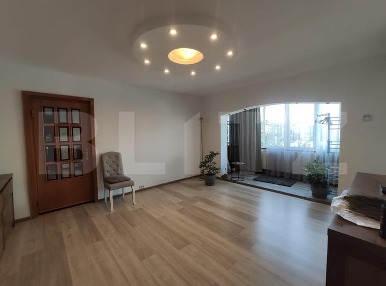 Apartament 2 camere, 53 mp, Micro 16