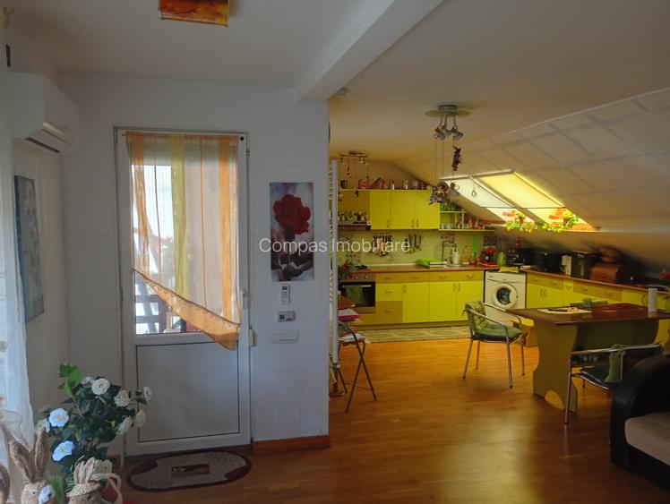 Casă cu venit din chirie, în buricul târgului – locuință + spațiu comercial - 3