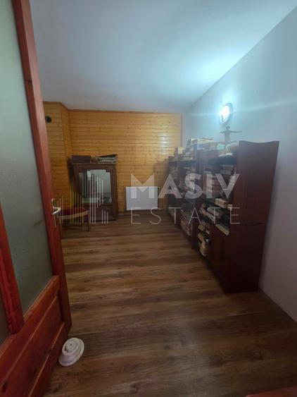 Parter de casă de vânzare în Azuga – zonă centrală | 89 mp utili