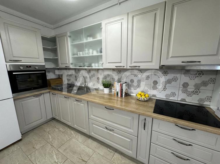 Apartament 3 camere 64 mp 2 bai 2 parcari gradina 63 mp boxa Sibiu