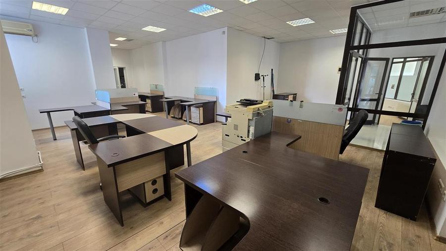 Spatiu Birouri - 180 mp! In Suceava! De Inchiriat! 0727817187