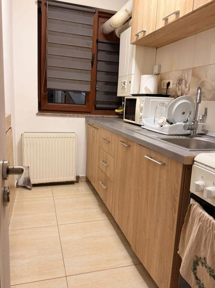 CAMPUS APARTAMENT CU 3 CAMERE ,LIBER, MOBILAT 53 MP PRET 110000 EURO