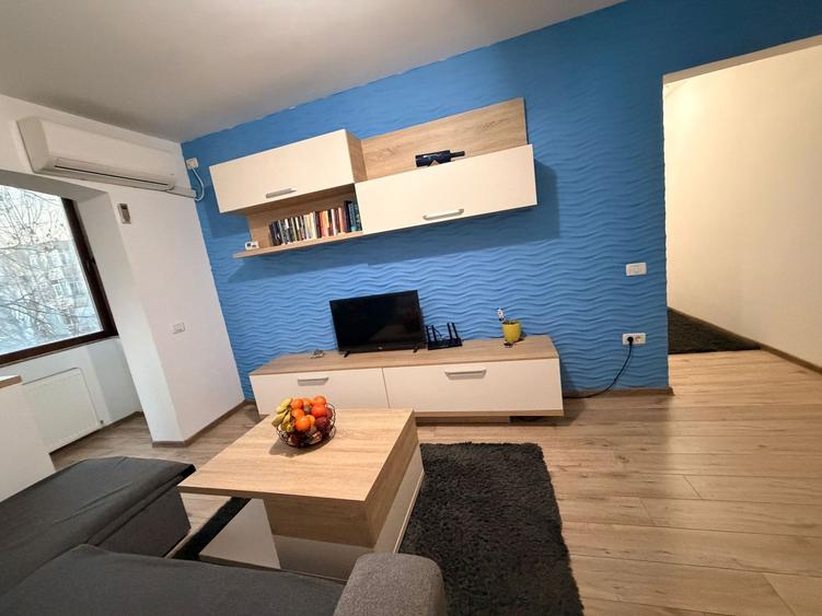 CAMPUS APARTAMENT CU 3 CAMERE ,LIBER, MOBILAT 53 MP PRET 110000 EURO