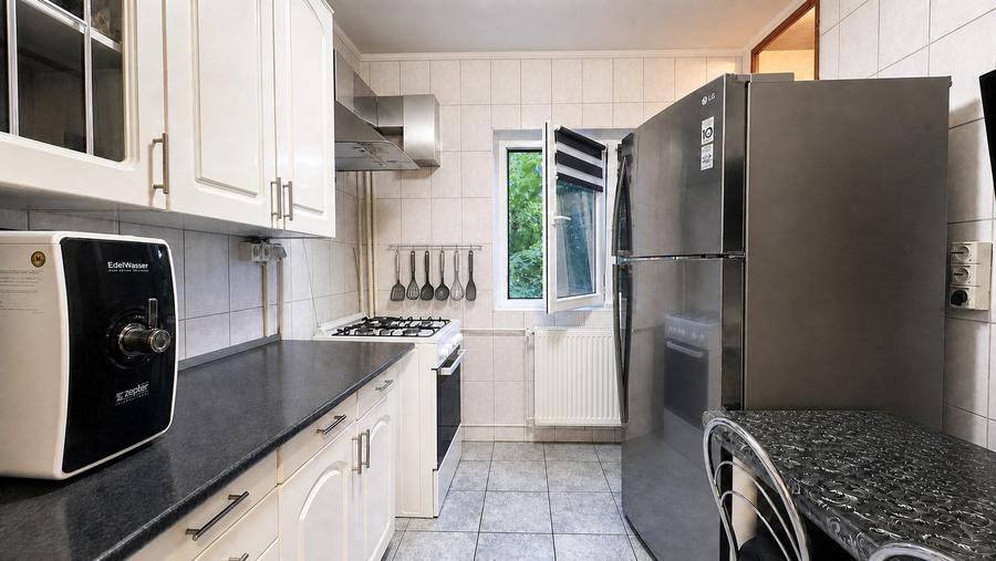 Brancoveanu - apartament cu 3 camere hol H, COMISION 0