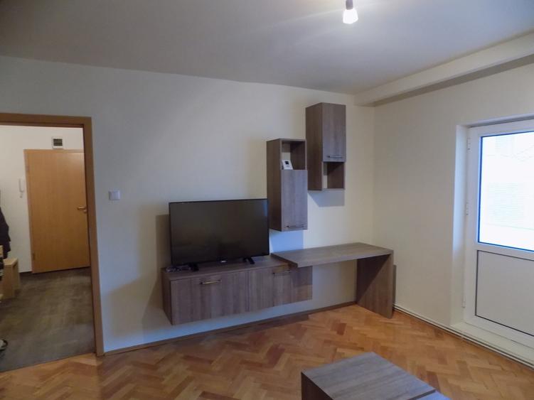 Apartament 1 camera, BALCON, centrala proprie , deosebit Complex Studentesc