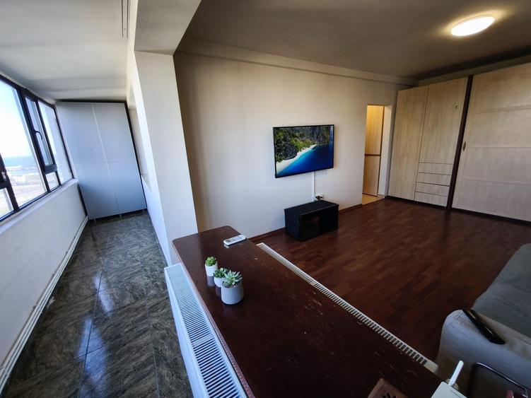 ULTRACENTRAL 2 CAMERE SEMI, VEDERE MARE LIBER 61 MP PRET 115000 EURO