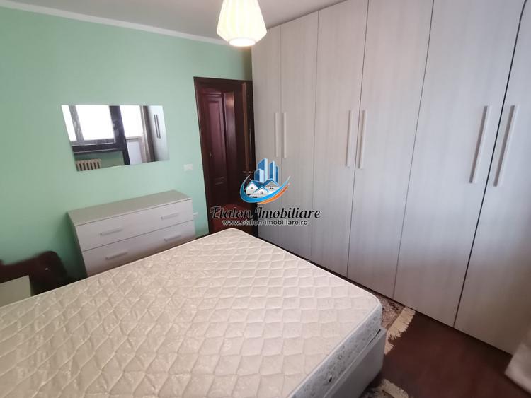 Apartament 3 camere, ultracentral, 2 balcoane, Piatra Neamt