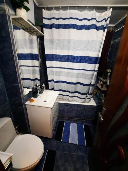Apartament cu 3 camere decomandat, etaj 1/4, zona Alexandru cel Bun